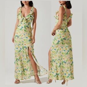 NWOT ASTR The Label Sorbae Floral Maxi Dress in Yellow Green Floral